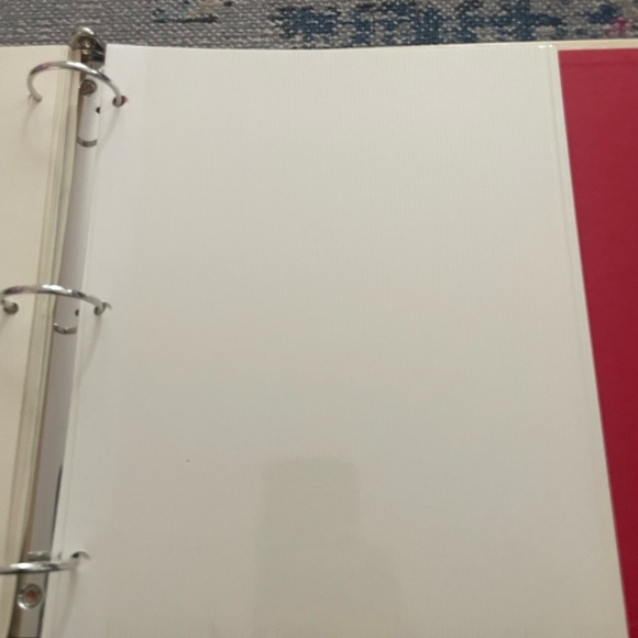 Vintage Hallmark Christmas binder-1984 - Picture 3 of 8